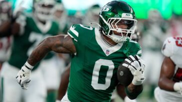 braelon-allen-makes-emphatic-jets-return-with-31-yard-touchdown-after-11-month-layoff