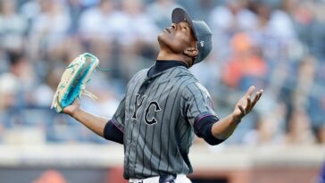 mets’-jefry-yan,-known-for-high-flying-strikeout-celebration,-performs-it-too-soon-in-hilarious-blunder