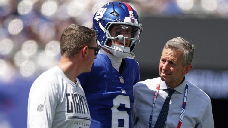 giants’-jaxson-dart-left-‘puzzled’-after-getting-taken-to-blue-tent-for-medical-check-following-crushing-hit