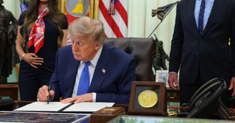 last-ditch-effort-to-kill-trump-fossil-fuel-eos-goes-down-in-flames