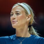 sophie-cunningham-jumps-on-a-bar-and-belts-out-toby-keith-after-fever-win