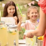 faith-in-humanity-instantly-restored-by-kids’-lemonade-stand