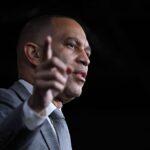hakeem-jeffries:-‘i-do-not-support-the-dsa-agenda’