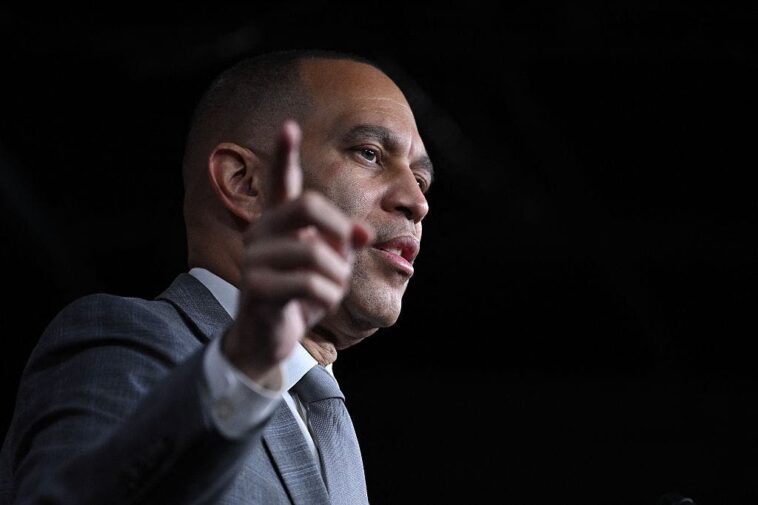 hakeem-jeffries:-‘i-do-not-support-the-dsa-agenda’