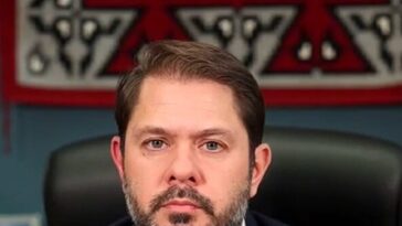 gallego:-trump-views-servicemembers-as-‘toys’-to-show-off