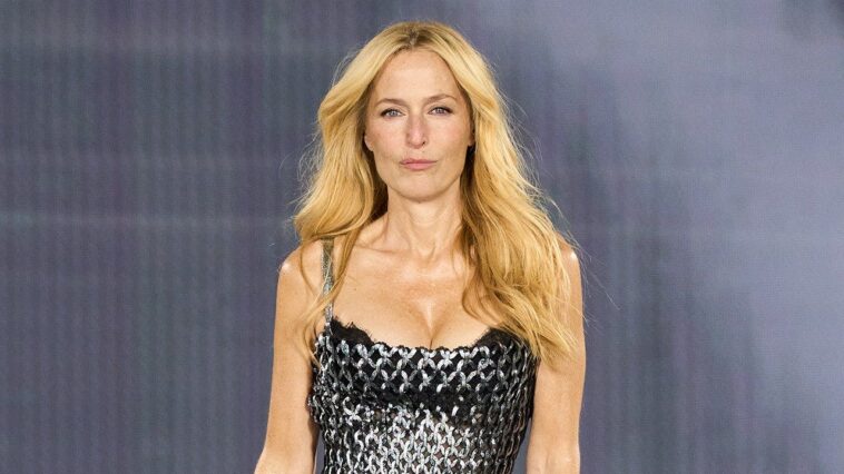 ‘x-files’-star-gillian-anderson-reveals-parenting-regret,-says-she-wishes-she-was-‘less-selfish’