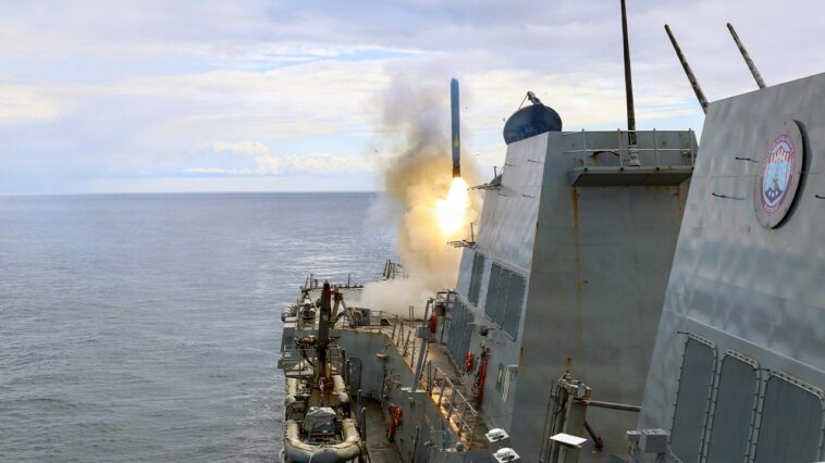 us-awards-raytheon-$22.9b-tomahawk-deal-as-trump-dismisses-weapons-stockpile-concerns