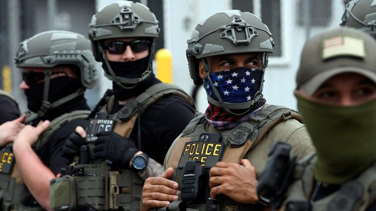 la-teachers-patrol-for-ice-before-class-as-dhs-blasts-enforcement-‘false-narrative’