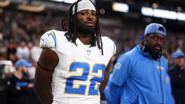 najee-harris-visiting-giants-after-running-back-depth-takes-injury-hit
