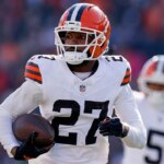 nfl-cornerback,-28,-retires-days-after-signing-with-new-team