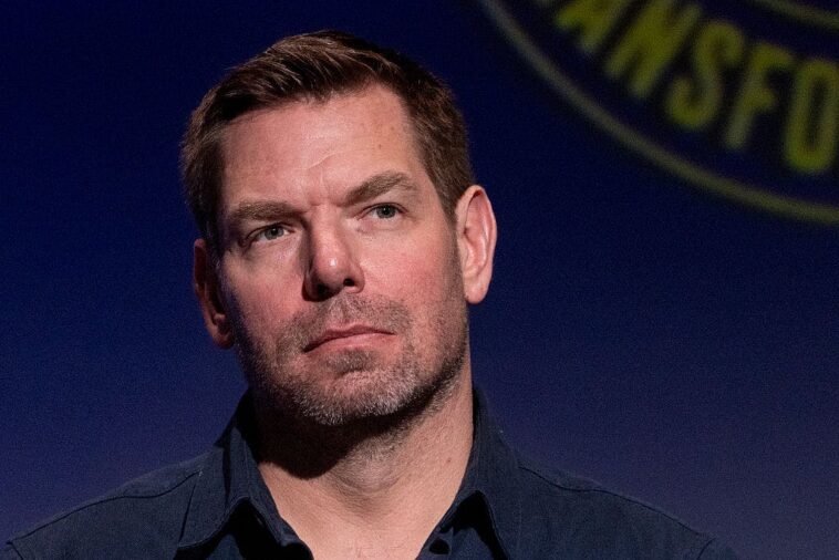 new-fbi-files-blow-open-swalwell’s-long-running-fang-fang-mystery