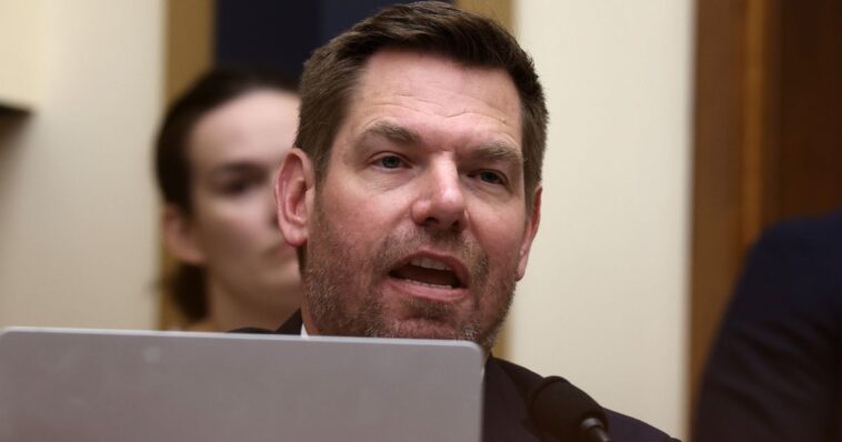 report:-eric-swalwell-fbi-investigation-found-‘fang-fang’-donated-to-his-campaign,-provided-him-with-sex-and-interns