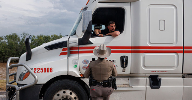 judge-blocks-homeland-security-review-of-migrant-trucker-licenses