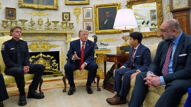 trump-meets-teen-lifeguard-and-boy-saved-in-viral-ocean-rescue-at-oval-office