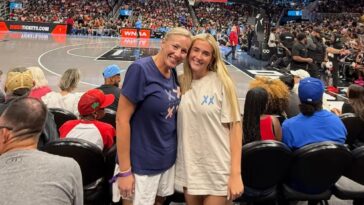 wnba-responds-after-fans-claim-they-were-forced-to-cover-up-‘offensive’-xx-xy-shirts-at-game