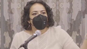 of-course:-abdul-el-sayed’s-half-sister-is-a-radical-professor-at-the-university-of-chicago-who-allegedly-assaulted-a-police-officer