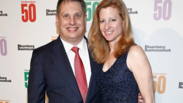 wife-of-hedge-fund-mogul-barred-from-testifying-in-record-breaking-nj-divorce-case-after-hacking-his-email,-stealing-his-mail:-judge