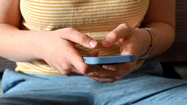 amazon-job-scam-texts-are-spreading-again-with-a-new-twist