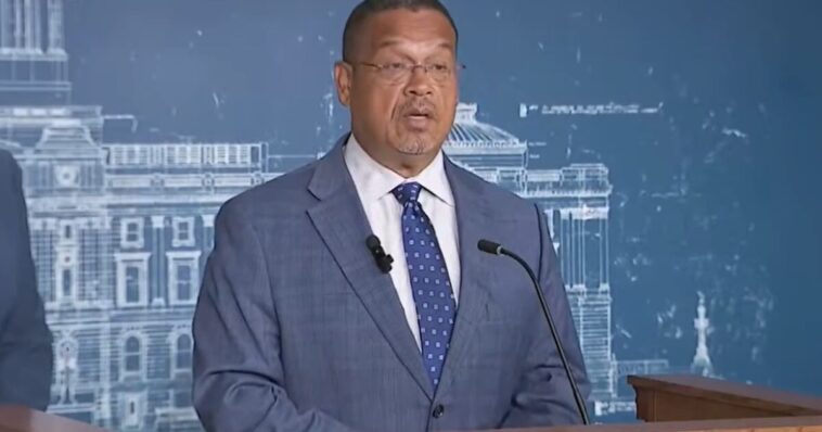 showdown:-minnesota’s-radical-attorney-general-keith-ellison-sues-texas-gov-abbott-to-force-extradition-of-ice-agent-(video)