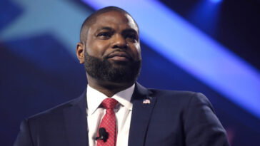 just-in:-trump-endorsed-byron-donalds-wins-florida-republican-primary-for-governor
