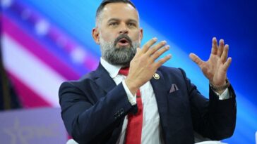 scandals-sink-trump-backed-congressman-in-florida-gop-primary