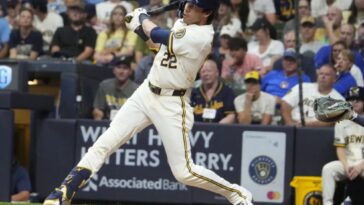 brewers-match-modern-era-record-with-22-0-beatdown-of-mariners