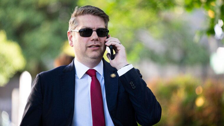 alaskan-political-scion-hopes-to-hold-onto-state’s-single-house-seat