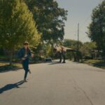 ‘the-end-of-oak-street’-is-the-best-dinosaur-movie-in-decades