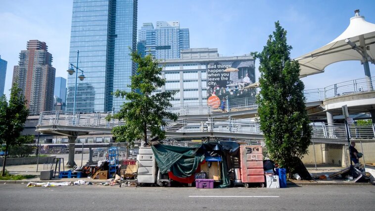 trump-wants-to-help-146,000-mentally-ill-who-are-homeless.-democrats-want-to-stop-him