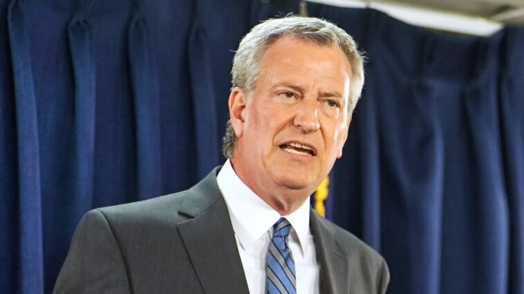 bill-de-blasio-backs-democrats’-socialist-wing,-says-americans-are-‘hungry’-for-far-left-vision