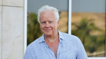 tim-robbins-urges-democrats-to-drop-outrage-and-‘get-their-stuff-together’