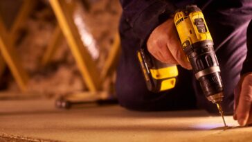 are-you-team-yellow-or-red?-dewalt-and-milwaukee-deals-worth-shopping,-according-to-reviewers