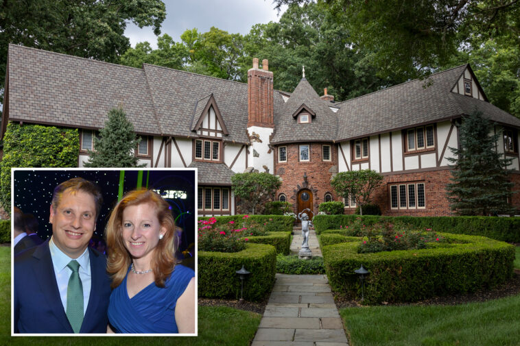 nj-billionaire-had-cops-called-on-him-by-girlfriend-while-fighting-$6.2-billion-divorce-case:-report