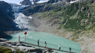 bodies-of-hikers-who-disappeared-3-decades-ago-in-the-swiss-alps-discovered-after-glacier-melts