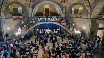 missouri-judge-hands-trump,-gop-major-redistricting-win-ahead-of-midterm-elections