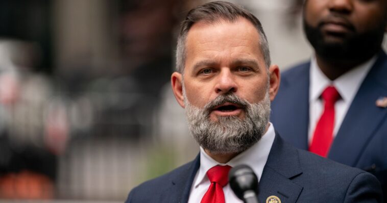 fl-voters-boot-cory-mills,-the-gop-rep.-who-helped-keep-ilhan-omar-from-being-stripped-of-her-committee-assignments