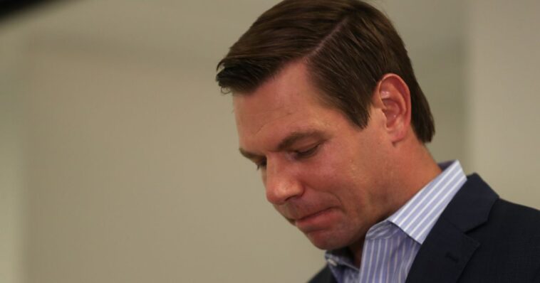 report:-fbi-agents-confront-eric-swalwell-at-san-francisco-airport,-seize-electronic-devices