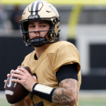 clark-lea-thought-vanderbilt-had-no-shot-at-jared-curtis-—-but-the-5-star-‘misfit’-chose-to-flip-the-script