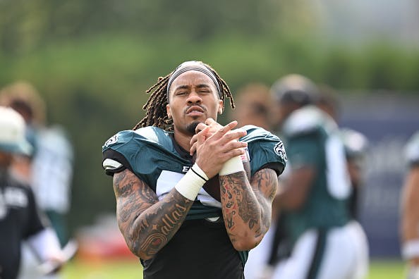 controversy-erupts-as-nfl-players-allowed-to-return-to-college-football