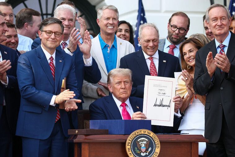 key-trump-admin-liaison-between-white-house-and-congress-is-leaving