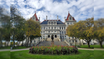 just-in:-woman-who-recently-converted-to-islam-arrested-for-isis-inspired-plot-to-bomb-new-york-state-capitol-building