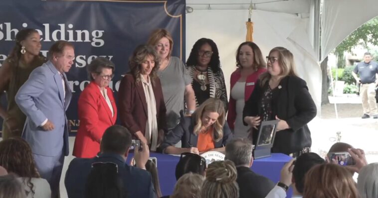 outrage:-far-left-nj-gov.-mikie-sherrill-signs-draconian-law-that-will-effectively-block-people-from-praying-outside-abortion-centers