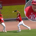 outfielder’s-two-out-blunder-in-the-ninth-inning-costs-reds-the-game-in-most-brutal-fashion