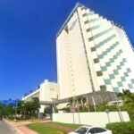 american-tourist-dies-after-falling-from-18th-floor-of-luxury-cancun-hotel:-report