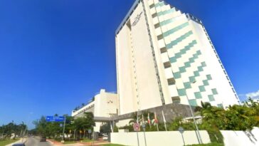 american-tourist-dies-after-falling-from-18th-floor-of-luxury-cancun-hotel:-report