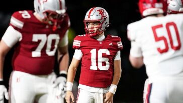 peyton-manning’s-freshman-son-makes-his-debut,-but-freak-running-back-steals-the-show