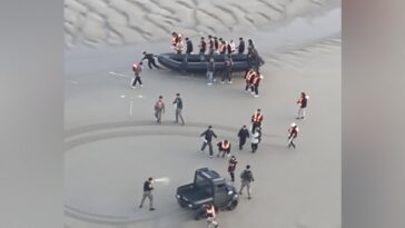 watch:-french-police-attacked-by-illegals-as-they-intercept-inflatable-boat-trying-to-cross-the-channel-into-the-uk