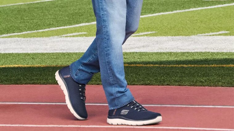 10-comfortable-walking-shoes-on-sale-at-dsw,-starting-at-$55