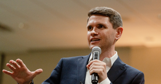 james-talarico-shuts-out-local-news-at-campaign-event