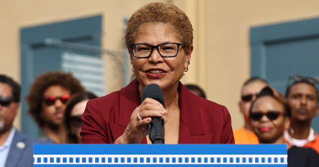 los-angeles-mayor-karen-bass-calls-on-california-ag-rob-bonta-to-settle-lawsuit-with-paramount